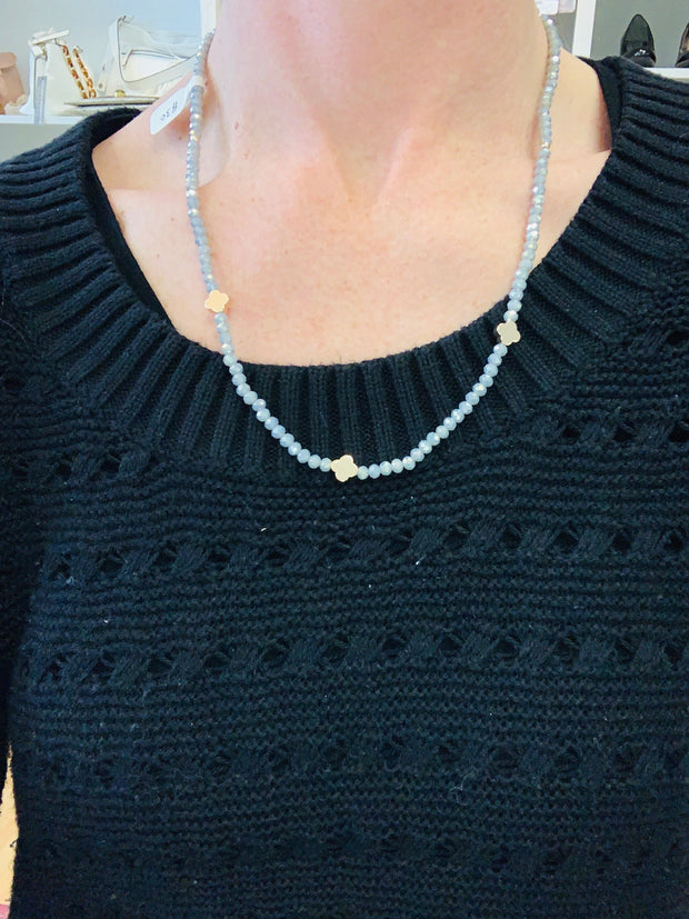 Clover Sparkle Necklace (Grey)